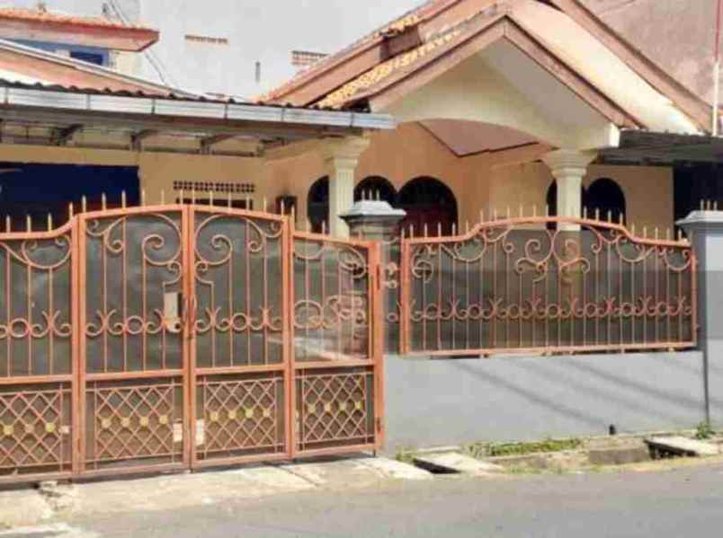 dijual rumah di setiabudi jakarta selatan