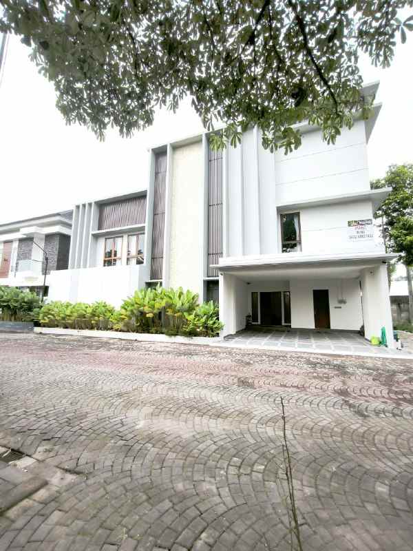 dijual rumah fasco mansion residence