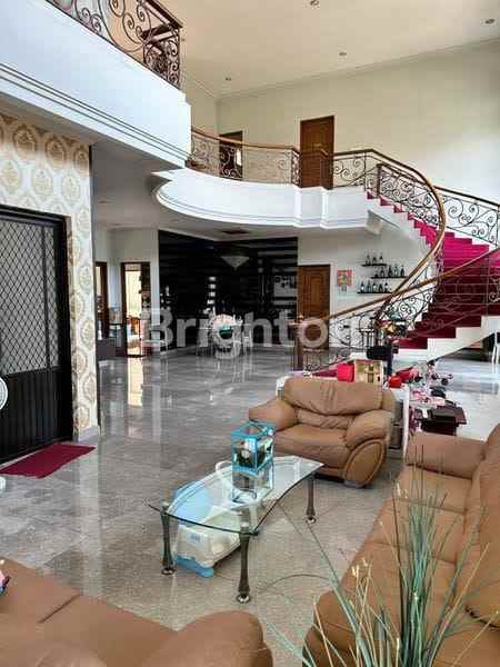 dijual rumah galaxy bumi permai