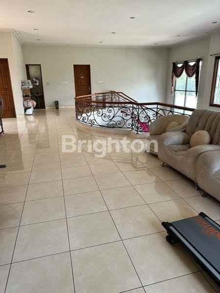 dijual rumah galaxy bumi permai