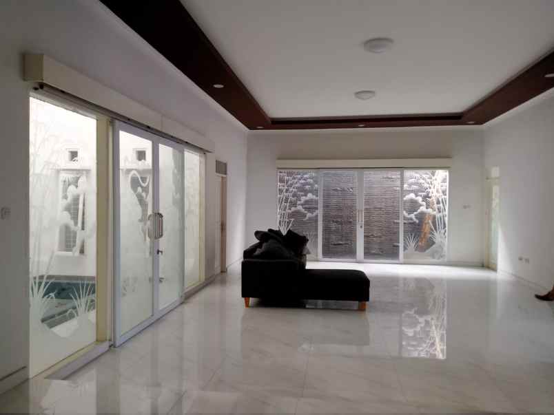 dijual rumah galaxy jupiter margahayu