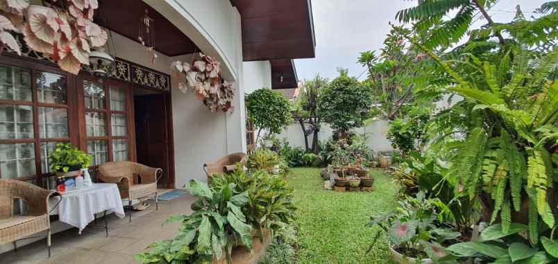 dijual rumah gandaria utara