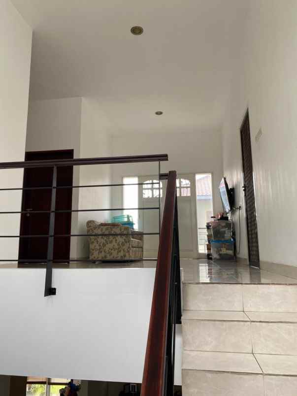 dijual rumah gardenia raya