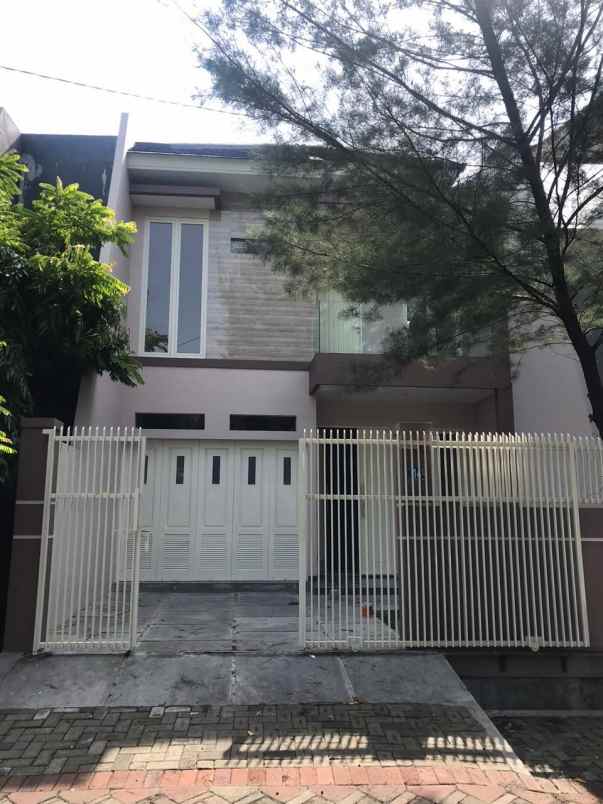 dijual rumah gayungsari