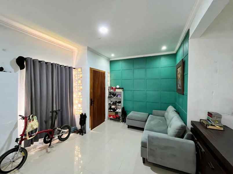 dijual rumah graha citalang permai