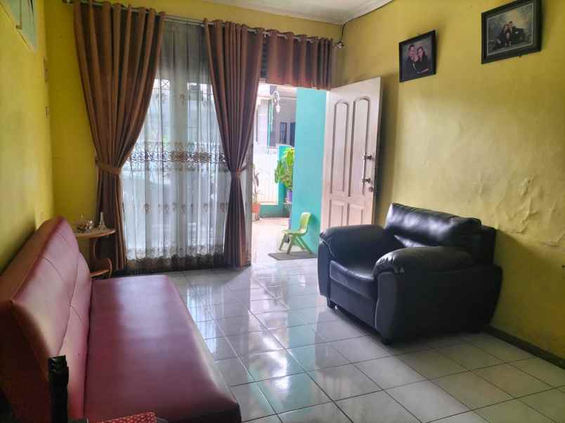 dijual rumah graha harapan bumyagara