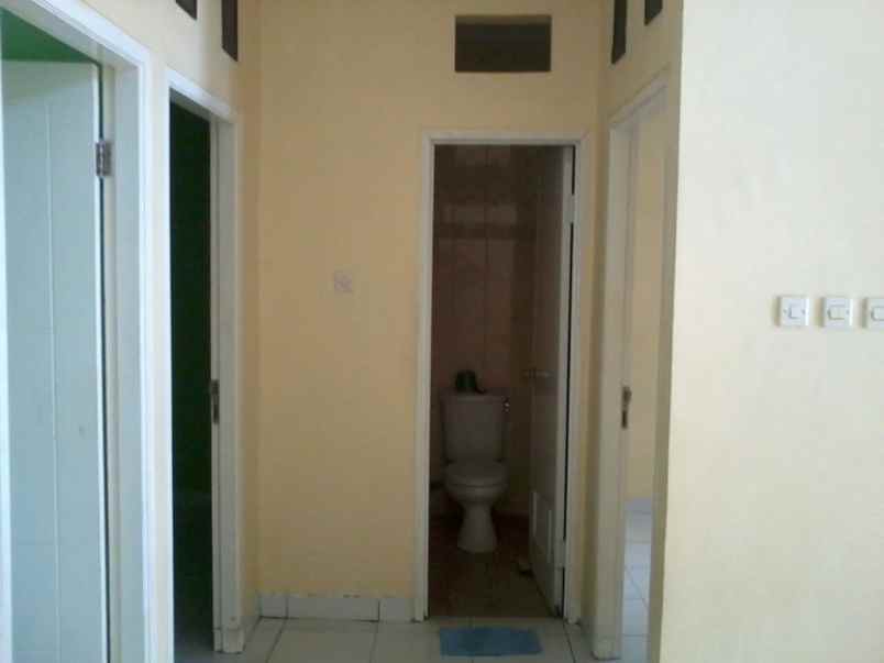 dijual rumah graha utama serpong