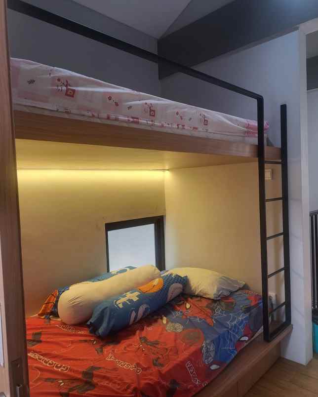 dijual rumah grand wisata cluster o2