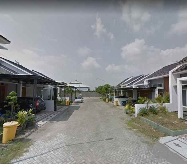 dijual rumah green palm residence