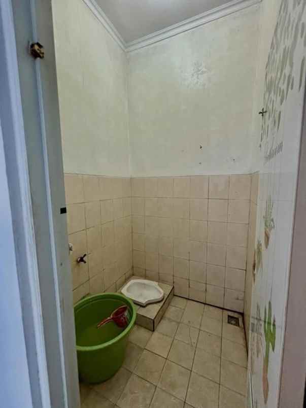 dijual rumah griya saluyu