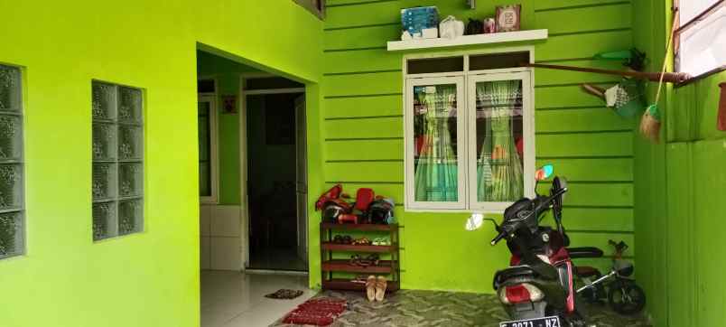 dijual rumah griya soka