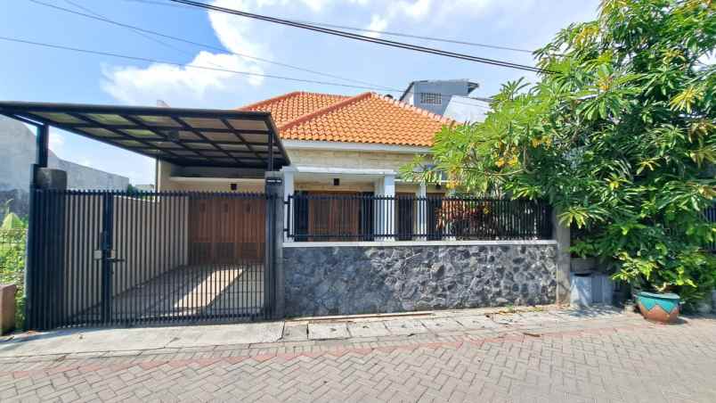 dijual rumah gunung anyar emas selatan