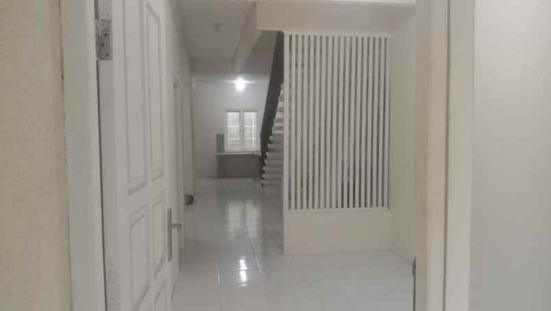 dijual rumah gunung indah cirendeu