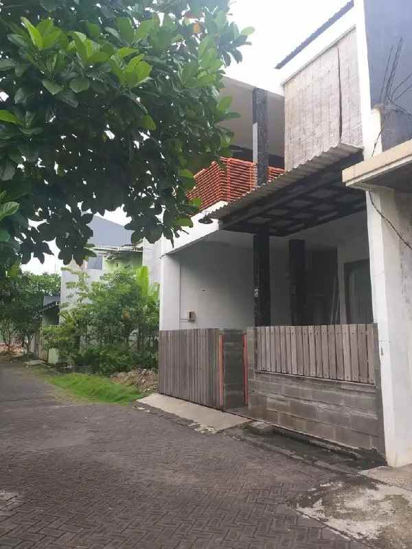 dijual rumah gunungsari indah surabaya