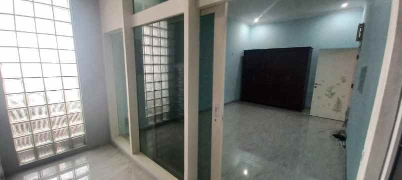 dijual rumah haji nawi