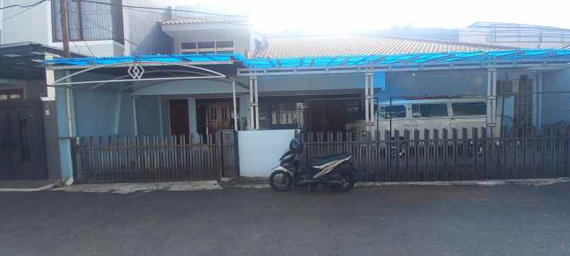 dijual rumah haji nawi