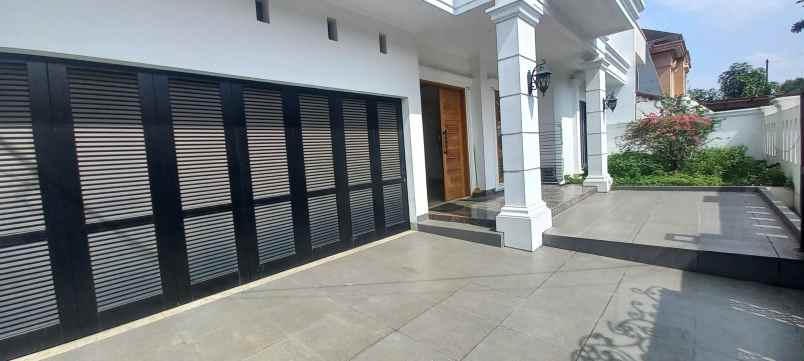 dijual rumah haji nawi