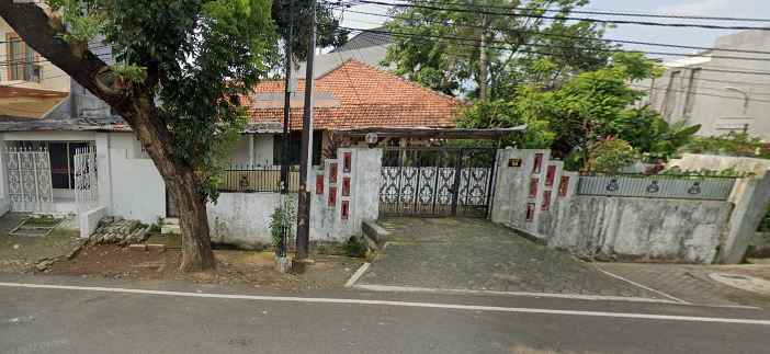 dijual rumah hang lekiu