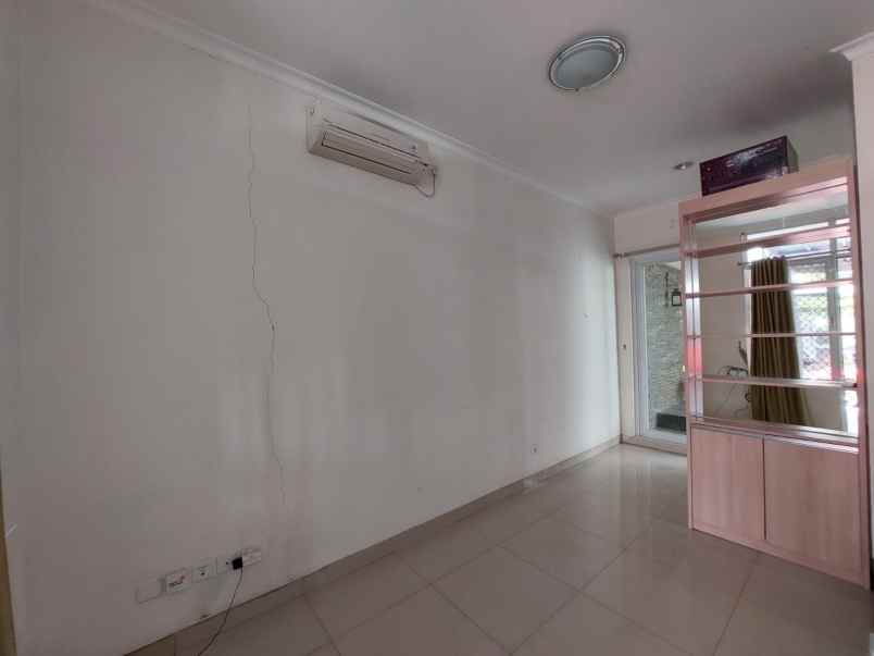 dijual rumah jakarta garden city