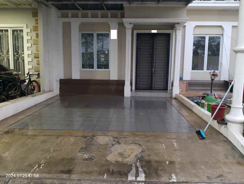 dijual rumah jakarta garden city jgc cakung