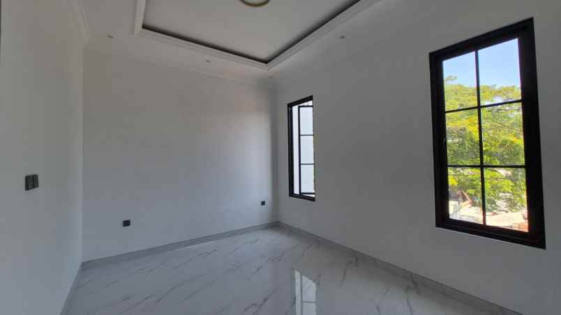 dijual rumah jalan araya 2 galaxy bumi