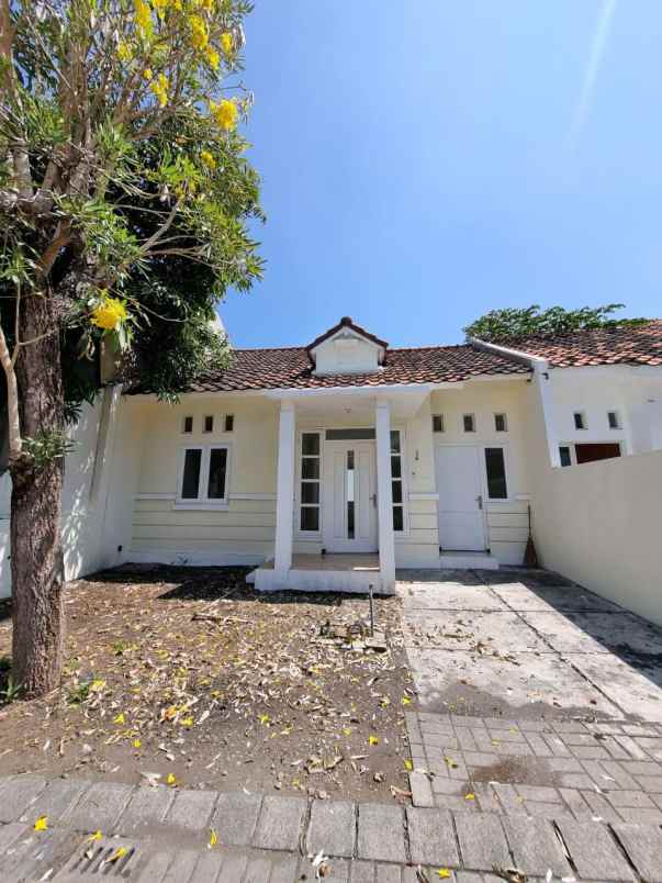 dijual rumah jalan bukit palma citraland