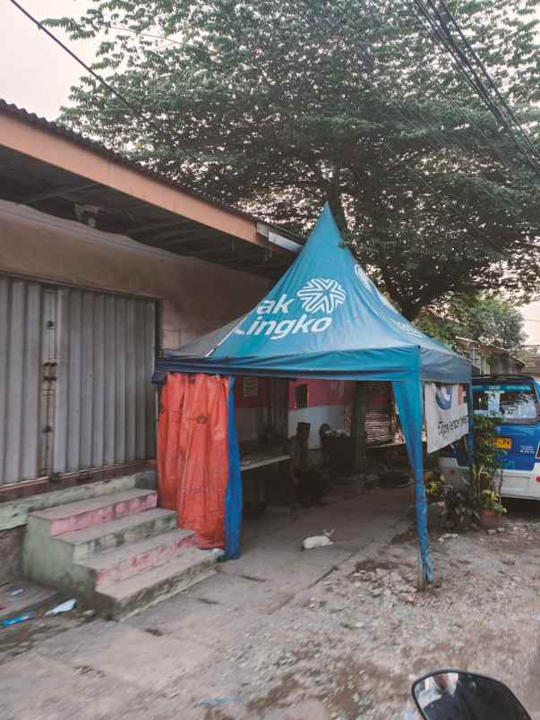 dijual rumah jalan haji salihin