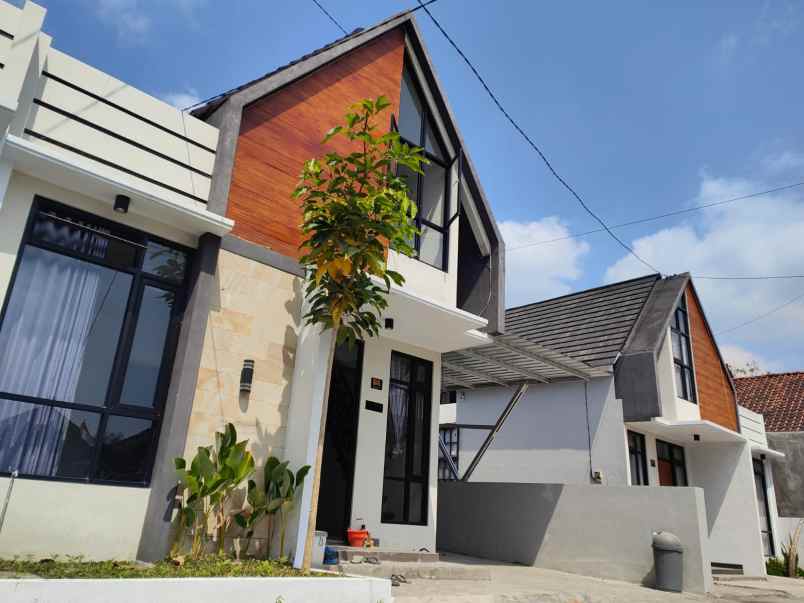 dijual rumah jalan karangjati