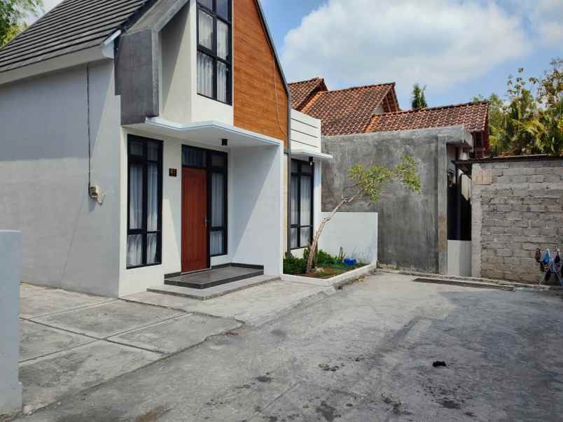 dijual rumah jalan karangjati