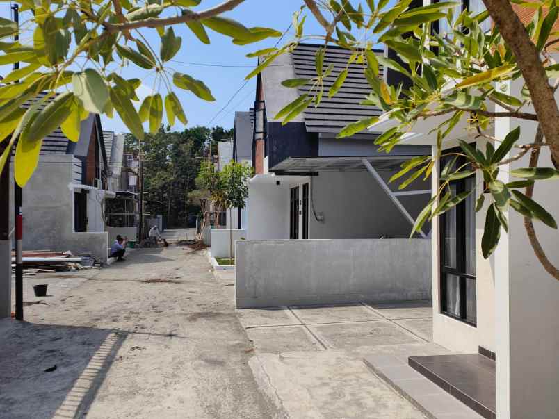 dijual rumah jalan karangjati