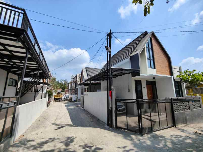 dijual rumah jalan karangjati