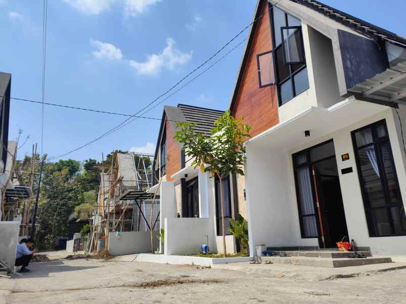 dijual rumah jalan karangjati