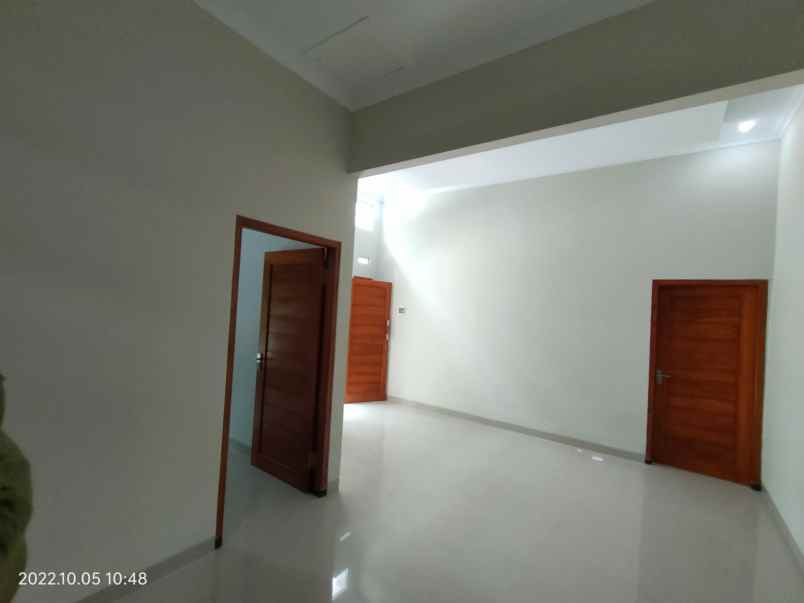 dijual rumah jalan karangjati