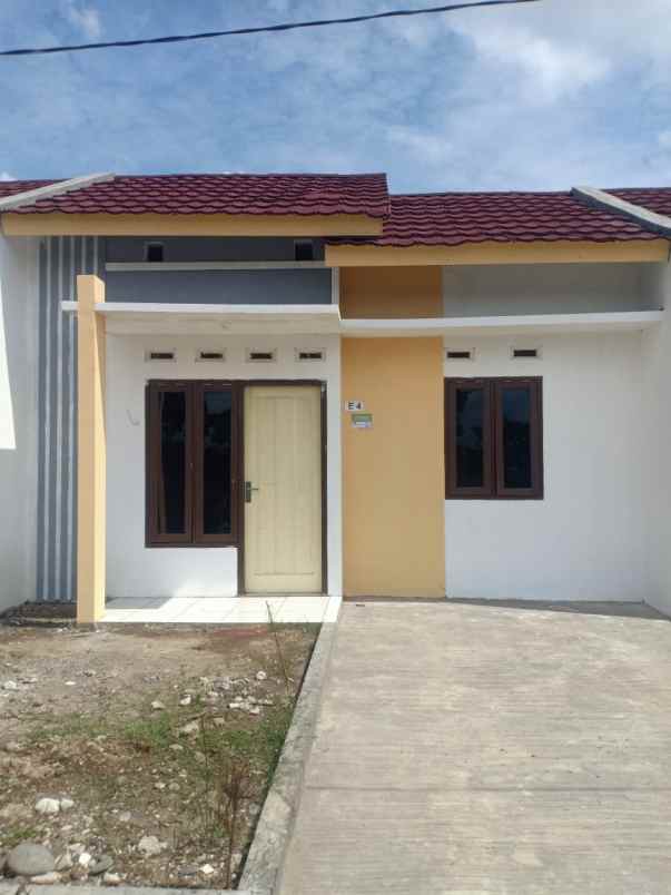 dijual rumah jalan letnan kusni