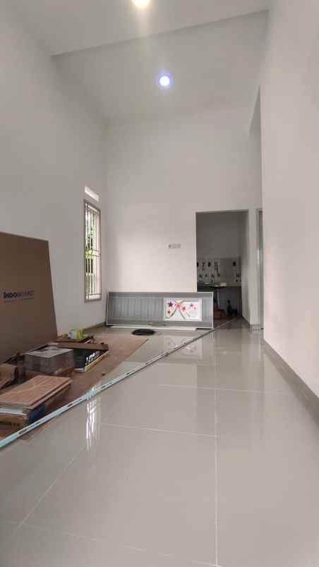 dijual rumah jalan marpoyan