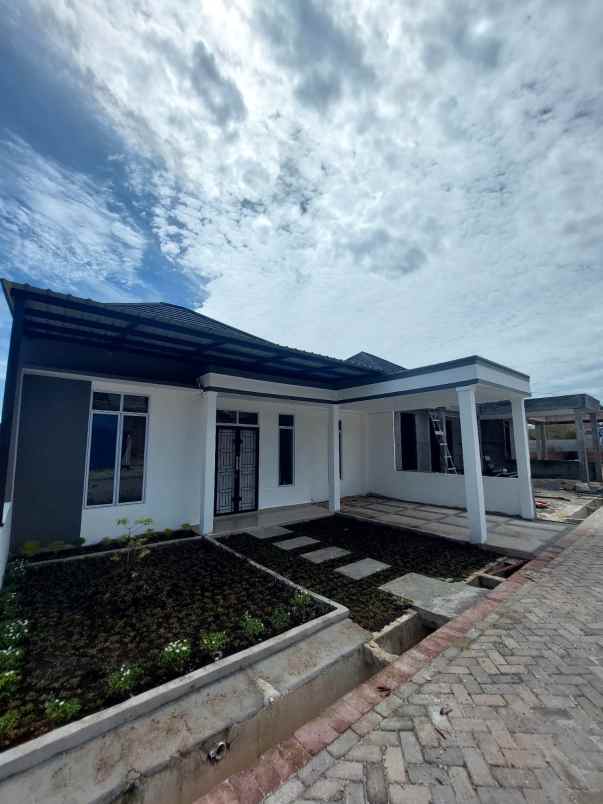 dijual rumah jalan pasir mas iii