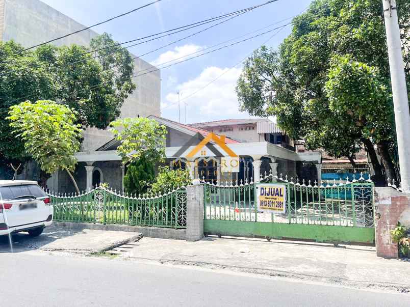 dijual rumah jalan pasundan 100 meter