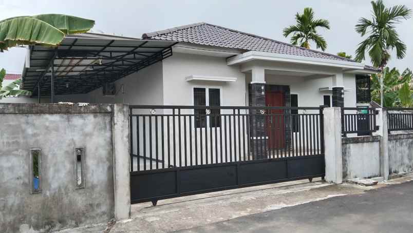 dijual rumah jalan purnama 2 pontianak