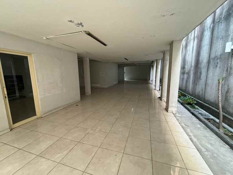 dijual rumah jalan raya citraland