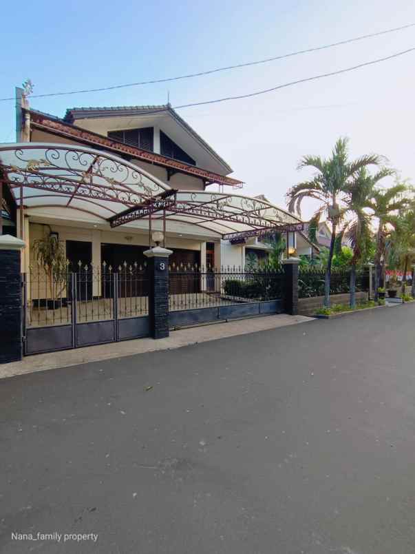 dijual rumah jalan raya rempoa bintaro