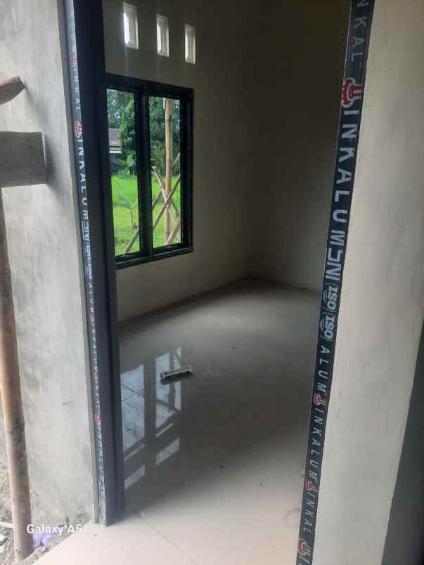 dijual rumah jalan sendang mas wirasana