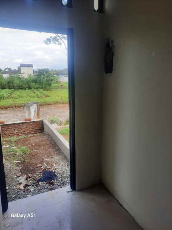 dijual rumah jalan sendang mas wirasana