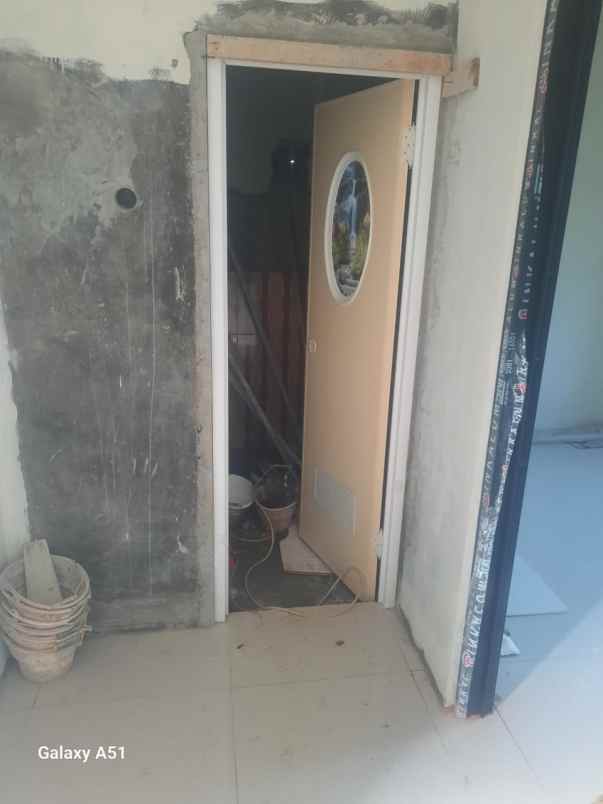 dijual rumah jalan sendang mas wirasana