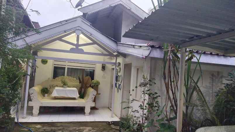 dijual rumah jalan stadion utara kec