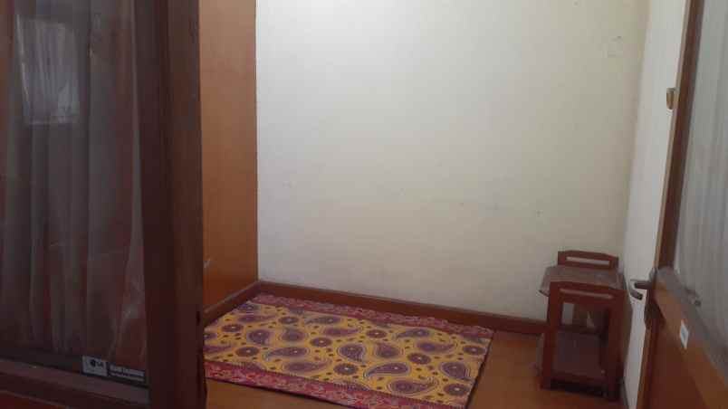 dijual rumah jalan subang raya