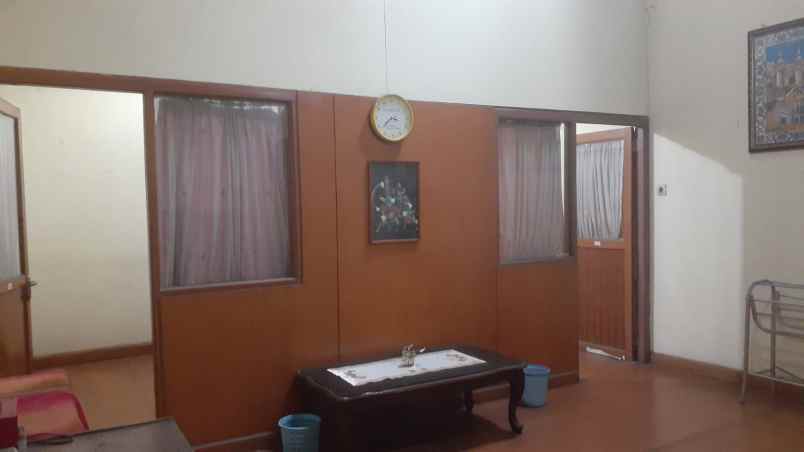 dijual rumah jalan subang raya