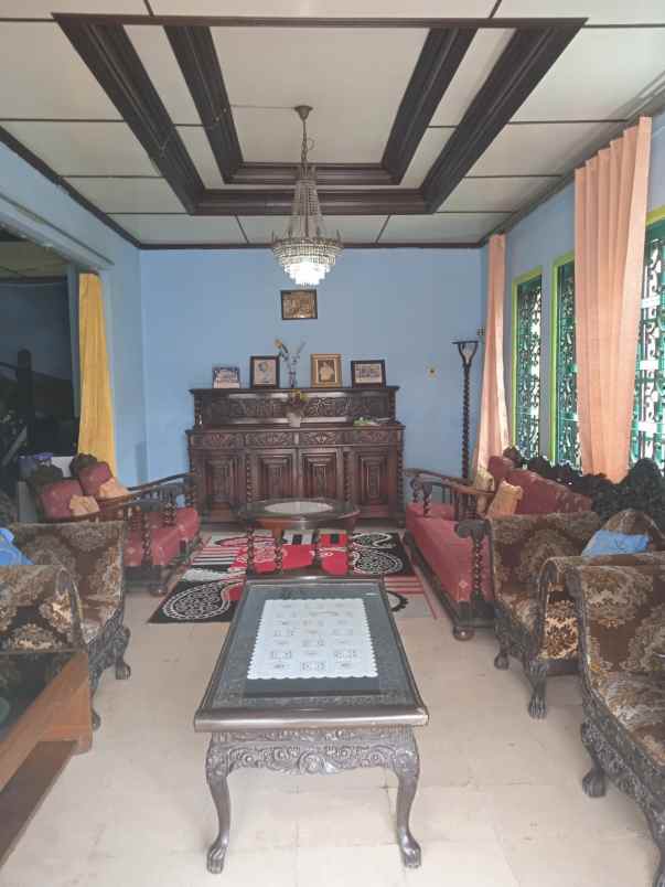 dijual rumah jalan sunan drajad