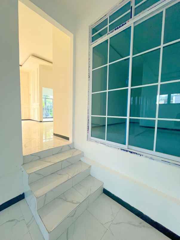 dijual rumah jalan timur indah 1a