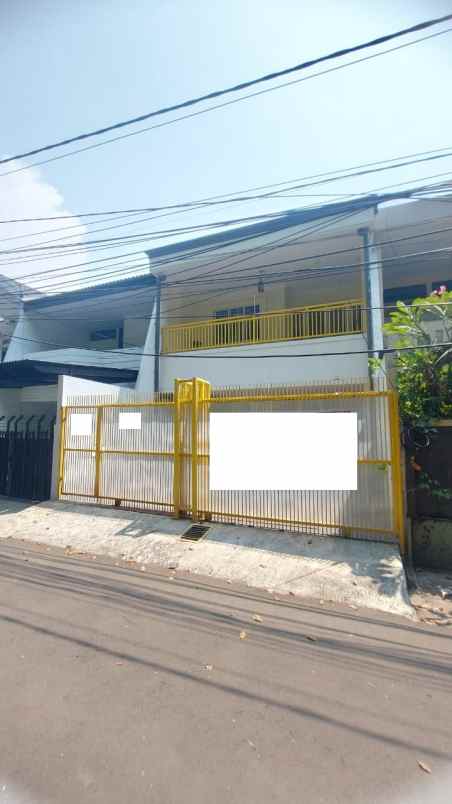 dijual rumah janur kuning residence