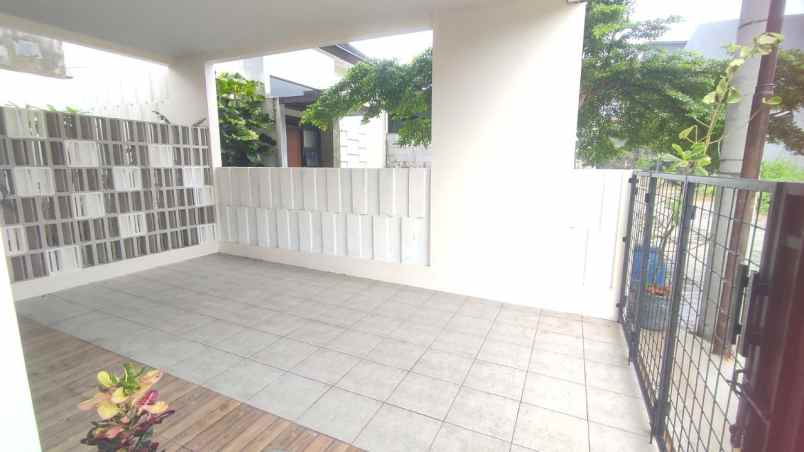 dijual rumah jatisari